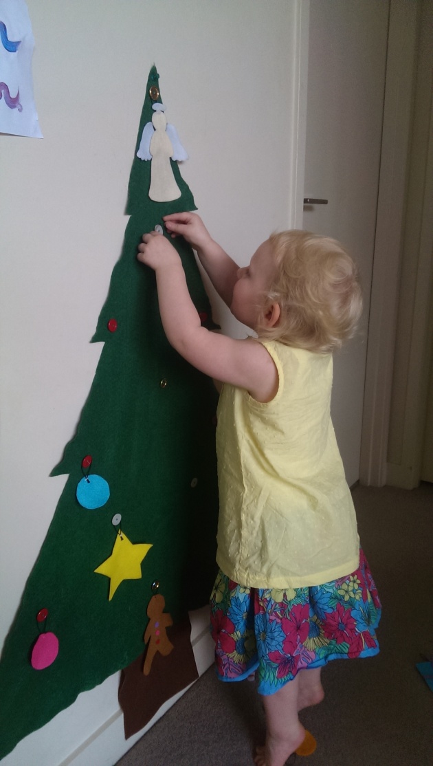 DIY Felt Christmas Tree
